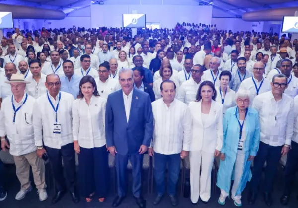 La mayoría de los miembros de la Dirección Ejecutiva  perremeísta supera los 60 años.