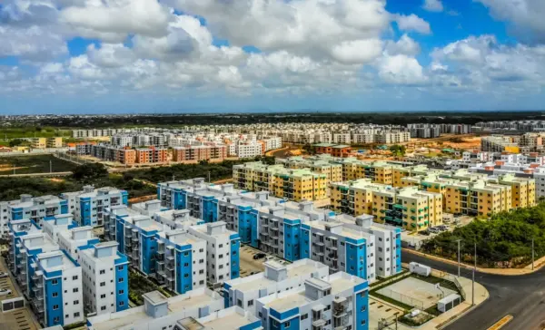 El sector registró más de 921 permisos aprobados,  incremento en la inversión tasada y la creación   de 130 mil empleos.