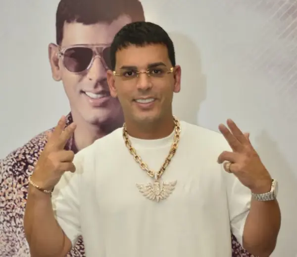 La discografía de Tito el Bambino  ha dado vida a éxitos  .