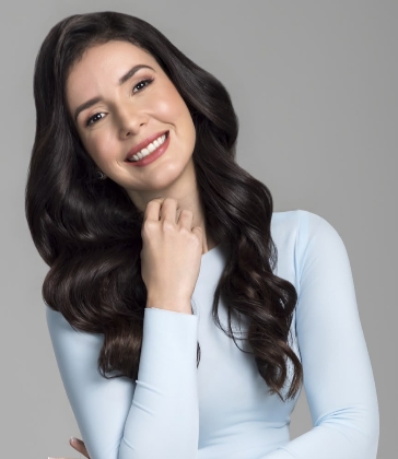 Karina Alarcón es  comunicadora, periodista y abogada.