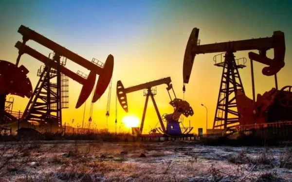 La OPEP sube  la producción petrolera  por quinto mes.