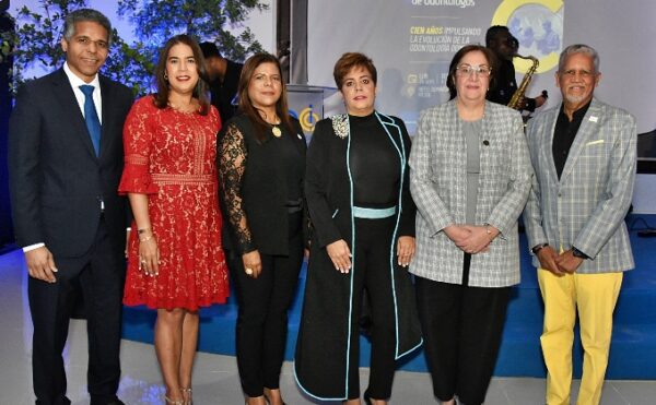James Collins,  Vivianna Tavárez, Amalia Pimentel, Virginia Laureano, Arabella Michelén y Luis Manuel Despradel.