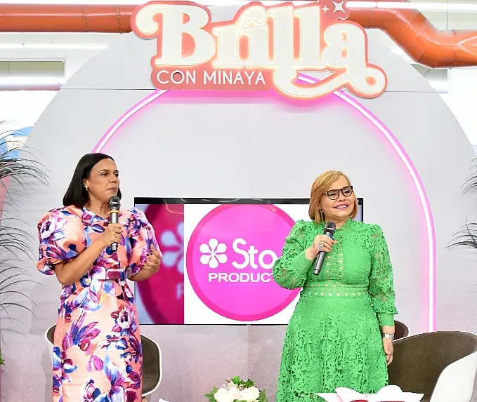 Rommy Pichardo y Rommy Grullón en la charla “Brilla  chica star”.