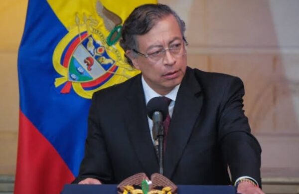 Gustavo Petro combatió el narcotráfico en su  gobierno.