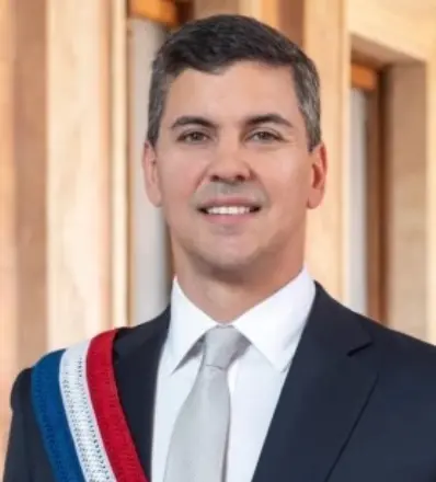 Santiago Peña busca alianza comercial con Aruba.