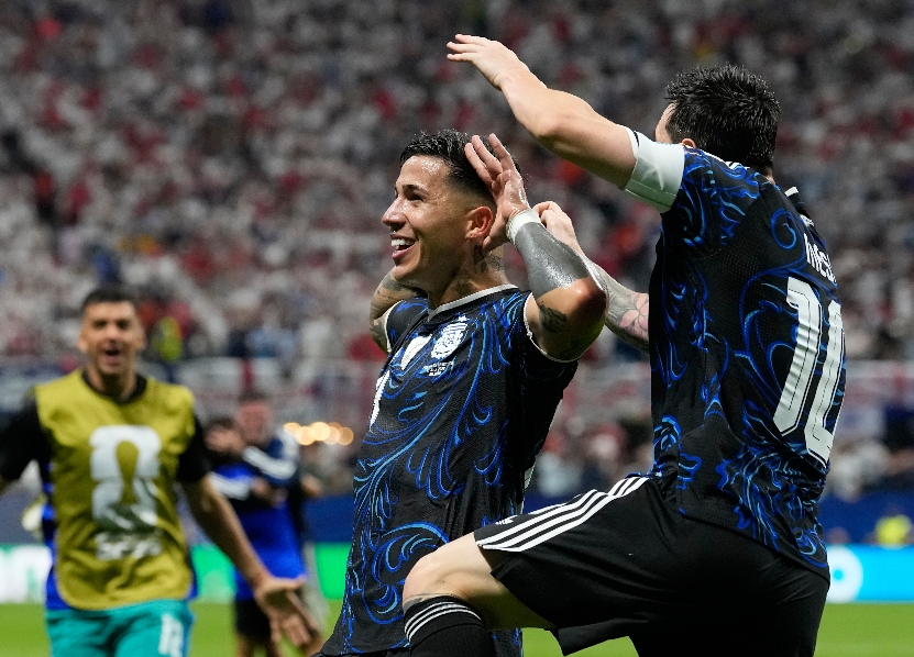 Argentina avanza final tras vencer a Inglaterra