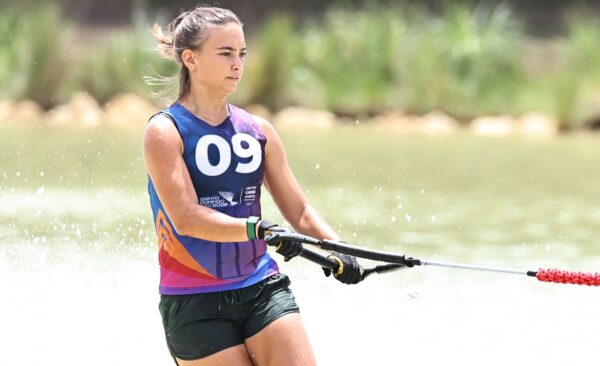 Francesca Pigozzi otorgó ayer dos medallas de bronce al país en esquí náutico.