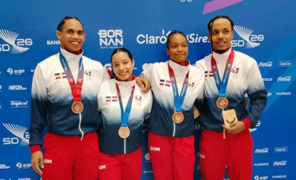 Emil Ezequiel De la Rosa,  Eva  Luna Vásquez,  Laura Elisa Polanco y Junior Mateo  Zapata