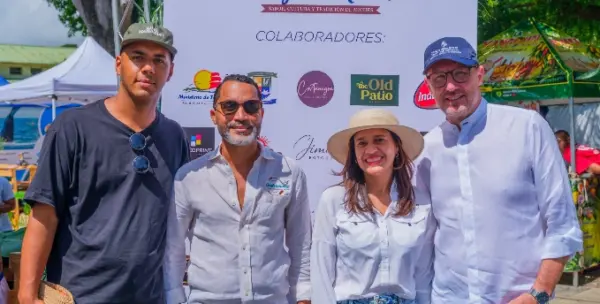 Olivier Bur, Yankel Coplín Mauricio, Katherine Durán y Hervé Fuch.