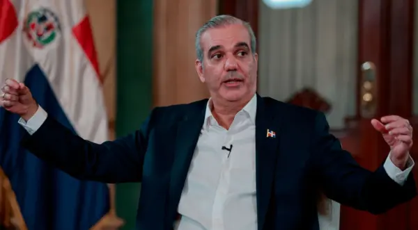 El presidente Luis Abinader prometió dejar el país mejor que como lo recibió cuando llegó al Gobierno en el año 2020. Elieser Tapia