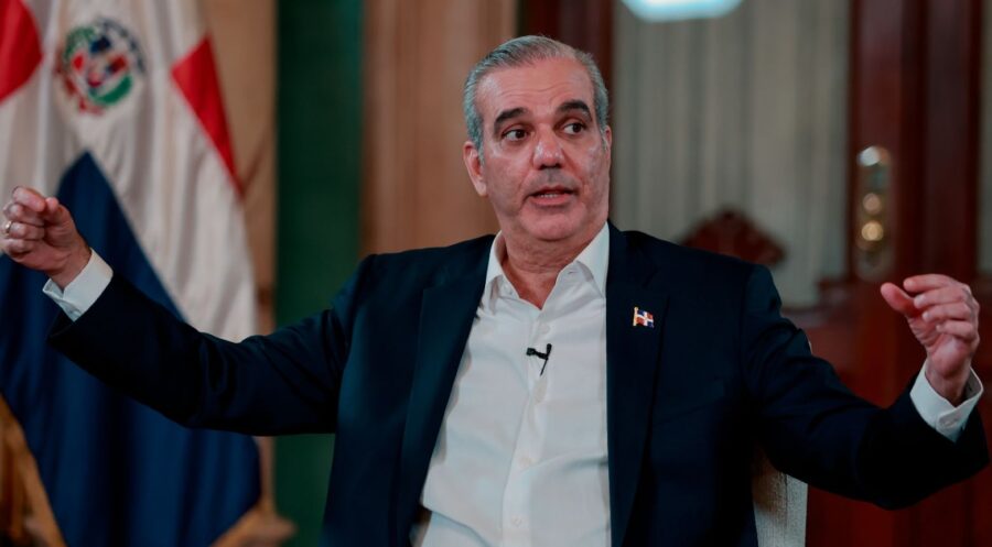 El presidente Luis Abinader prometió dejar el país mejor que como lo recibió cuando llegó al Gobierno en el año 2020. Elieser Tapia