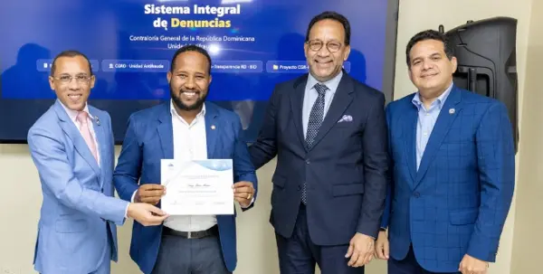Entrega de Certificado en Sistema Integral de Denuncias.