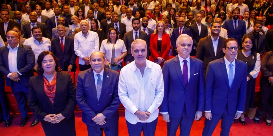 El mandatario afirmó que la normativa buscará responder a las necesidades del futuro y no sólo reflejar el sistema educativo actual.