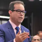 Juristas y legislador sostienen que Méndez cumple requisitos legales para dirigir el Intrant