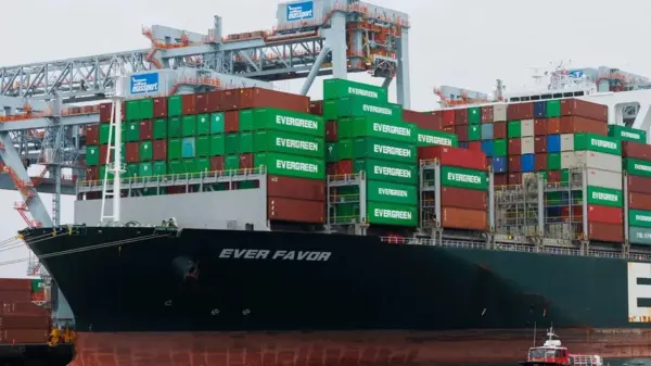 Imagen de archivo de un buque portacontenedores en la terminal Conley de Boston (Estados Unidos).