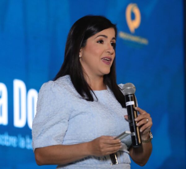 Biviana Riveiro