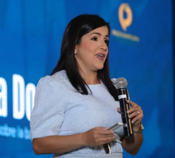 Biviana Riveiro