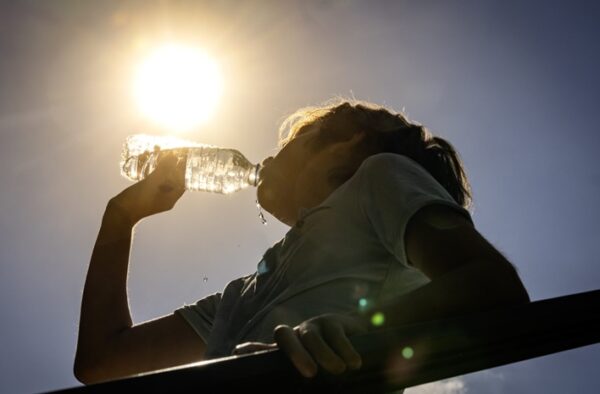 CALOR-TOMAR AGUA