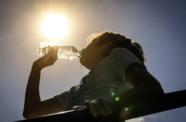 Altas temperaturas continuan por el polvo de Sáhara