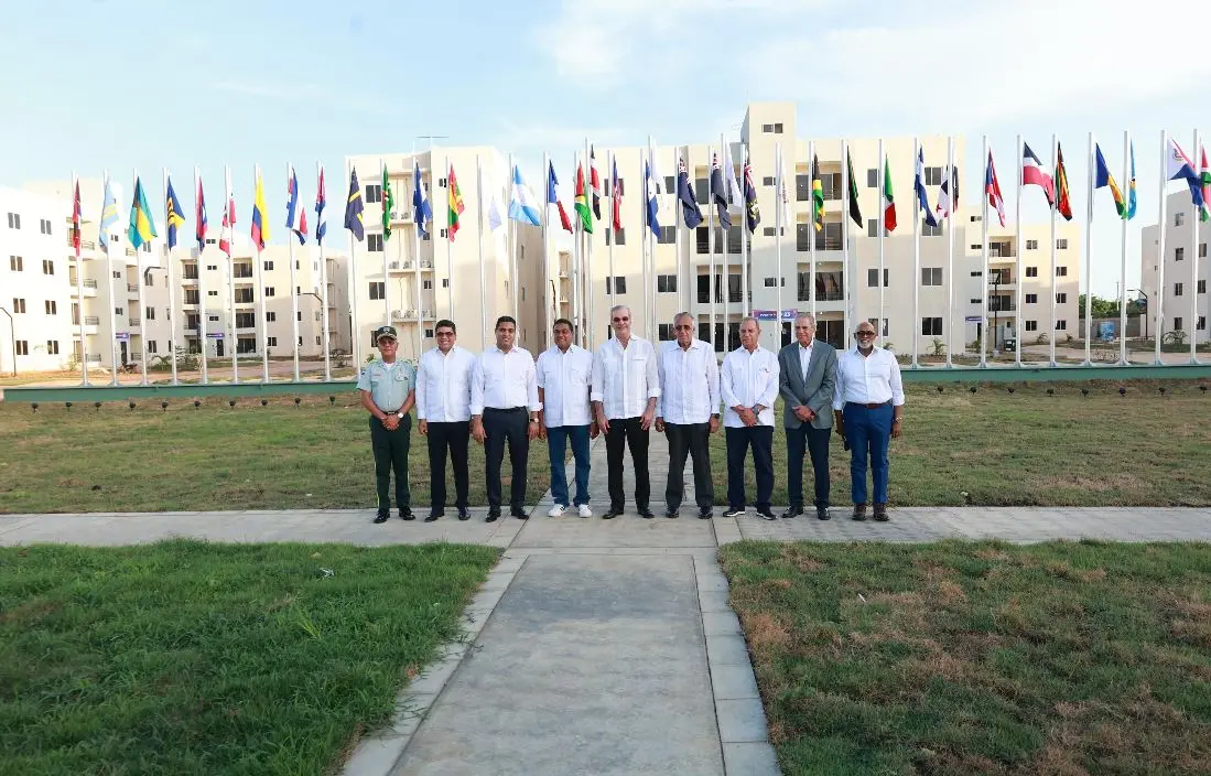 Abinader asegura habrá infraestructura de primer nivel para los Juegos Centroamericanos 2026