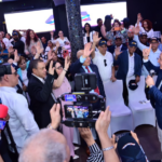 “Muchos políticos solo toman en cuenta a la diáspora como maquinaria electoral para generar votos", critica Abel Martínez