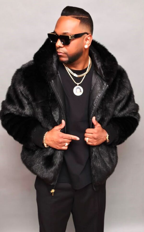 El cantante y compositor dominicano Ranxel 1