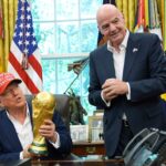 El escándalo por la tarjeta roja vuelve a poner la relación entre Trump e Infantino bajo el foco de atención
