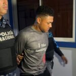 Se entrega hombre acusado de matar a adolescente de 17 años hallada estrangulada en Santiago