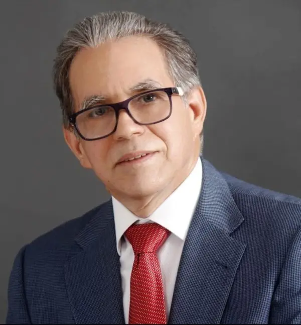 Dionicio Hernández Leonardo Autor de la columna NOTA CULTURAL