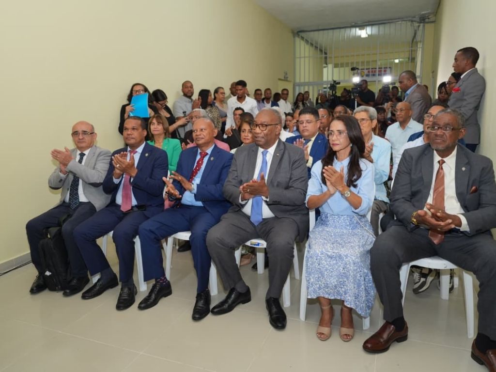 UASD invierte RD$25 millones en Laboratorio multimedia para la Escuela de Comunicación