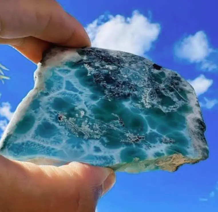 Larimar/Fuente externa