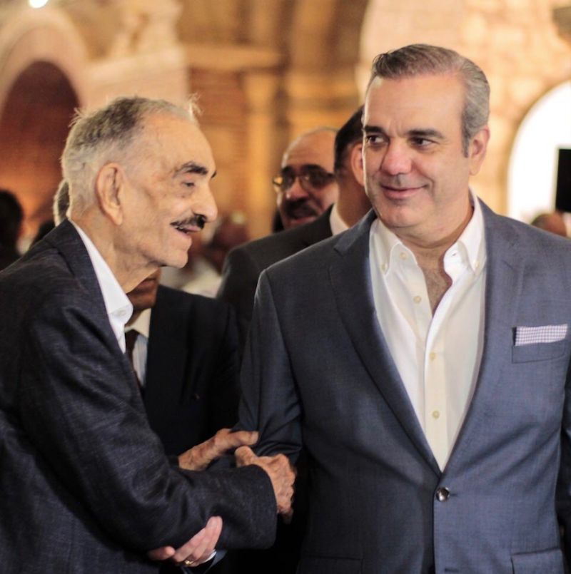Abinader recuerda a su padre en el Día de los Padres dominicanos