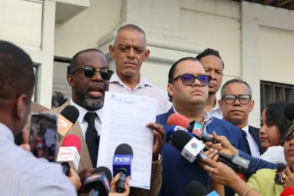 Máximo Calzado detalló que buscan un aumento en la cobertura de medicamentos de 12 mil pesos a 30 mil pesos anuales.