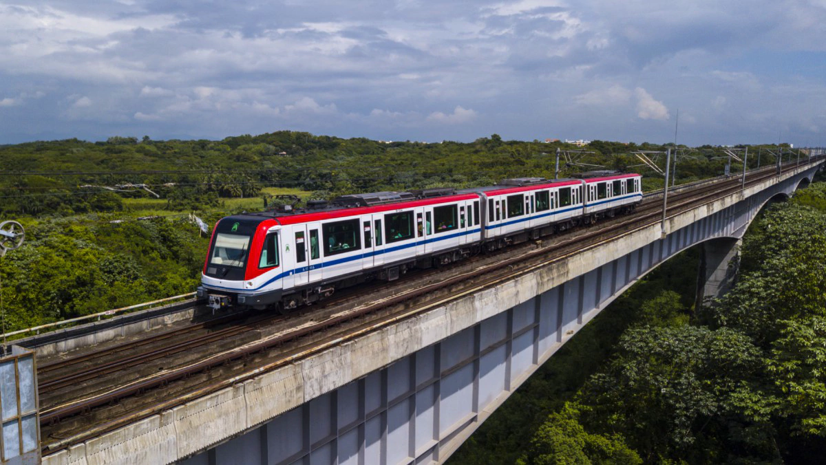 No fue un desprendimiento, sino un mantenimiento en la estación del Metro, afirma la Empresa Metropolitana