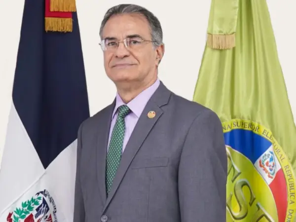 Presidente del TSE, Ygnacio Pascual Camacho Hidalgo.