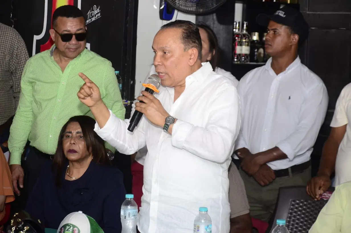 Radhamés Jiménez acusa al Gobierno de dar la espalda a la juventud