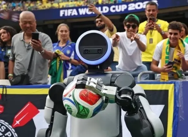 Vista del robot humanoide 'Atlas', que celebra los goles inspirado en futbolistas como Harry Kane, Erling Haaland, Matheus Cunha o Son Heung-min.