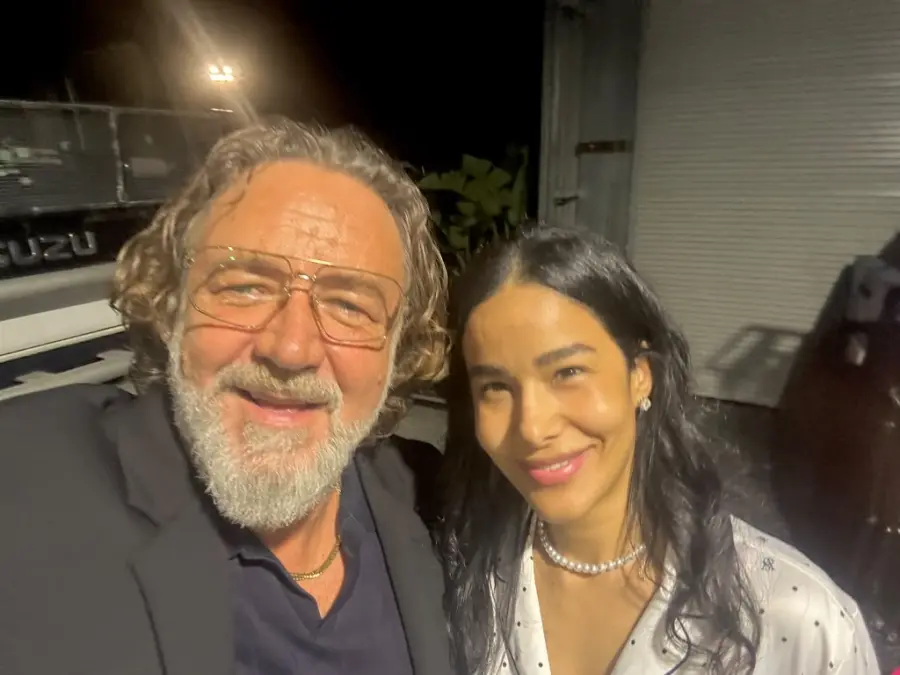Russell Crowe y Maassiel Taveras