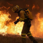 "Es el peor incendio de la historia de Madrid": los fuegos sin control que han obligado a evacuar a decenas de personas en el centro de España