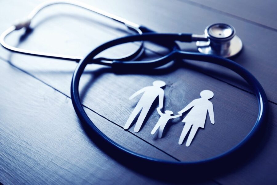 Seguros-Salud-1024×683-1