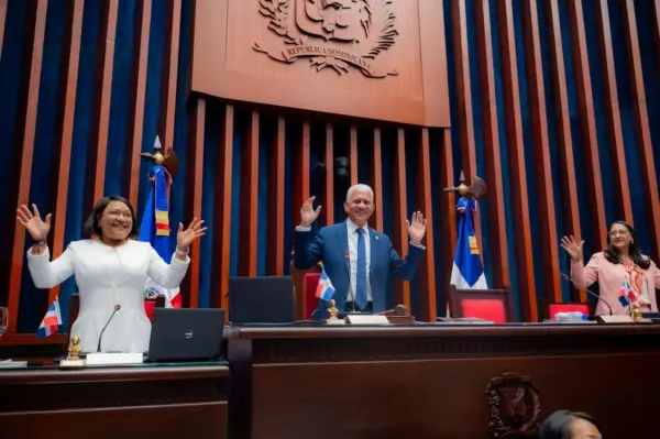 Senado de pie