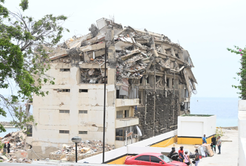 Ayuda humanitaria a Venezuela: llega vuelo con médicos dominicanos tras los terremotos