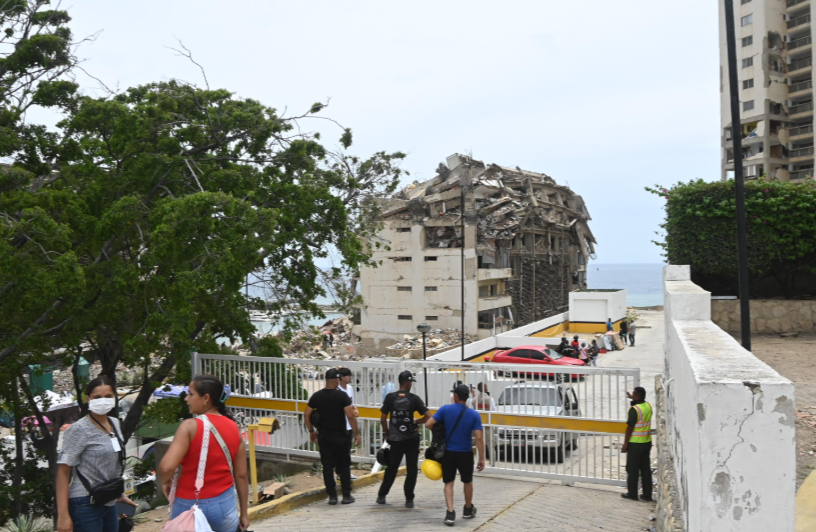 Casas de campaña, el hogar improvisado de miles de familias en La Guaira luego del terremoto