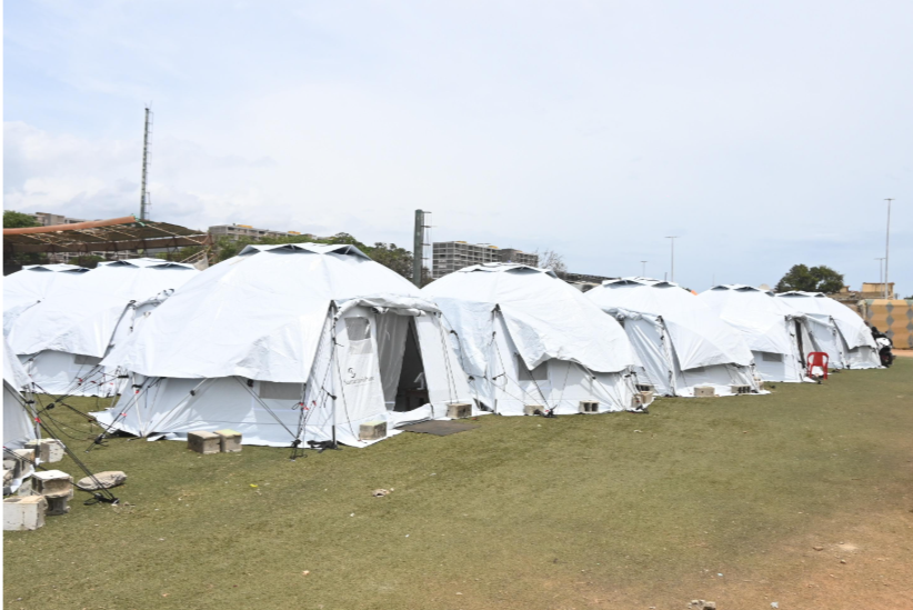 Casas de campaña, el hogar improvisado de miles de familias en La Guaira luego del terremoto