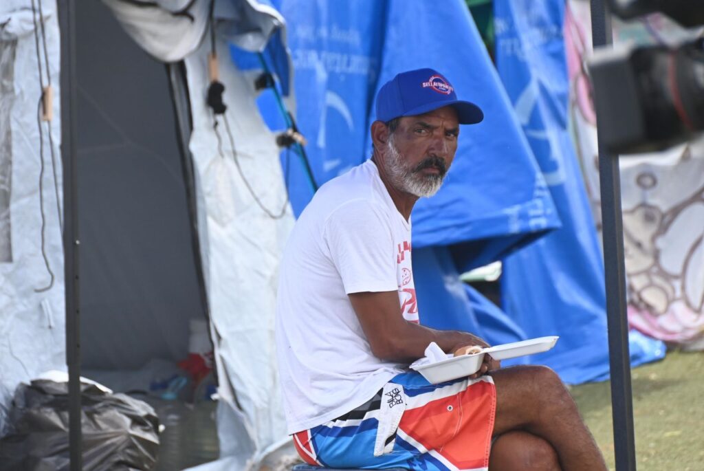 Casas de campaña, el hogar improvisado de miles de familias en La Guaira luego del terremoto
