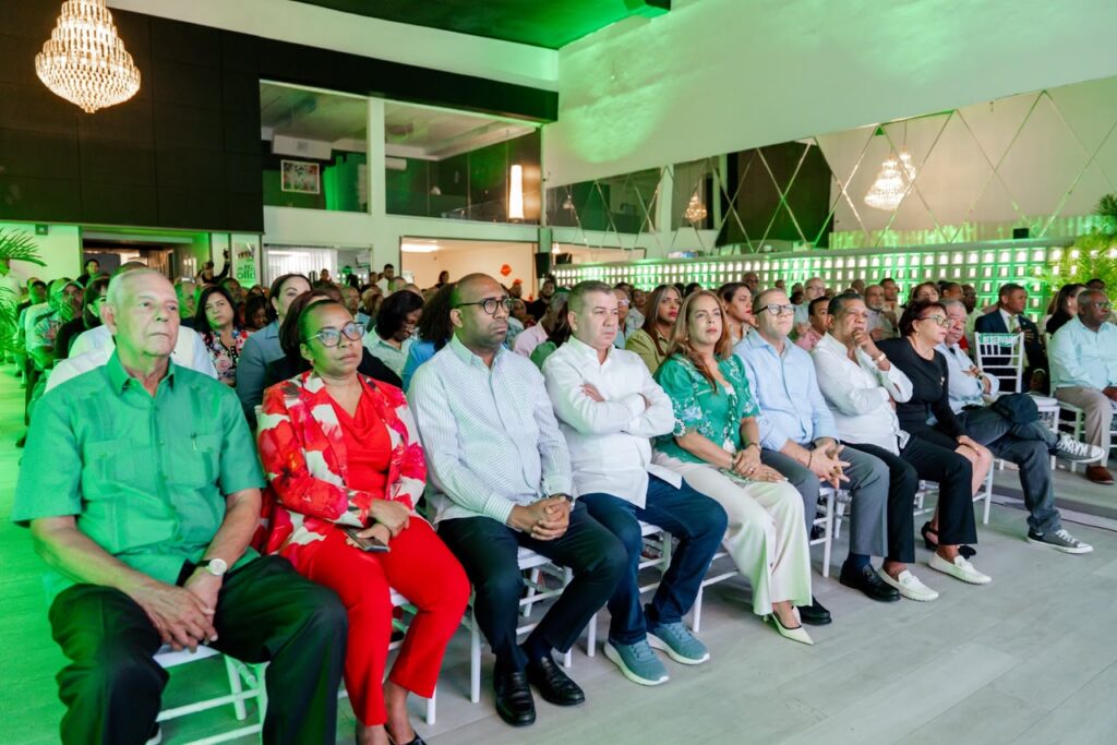 Rafael Castillo lanza su precandidatura a la Alcaldía de Santo Domingo Este por la Fuerza del Pueblo