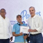 Presidente Abinader llama a los padres  a cuidar y proteger siempre a sus familias