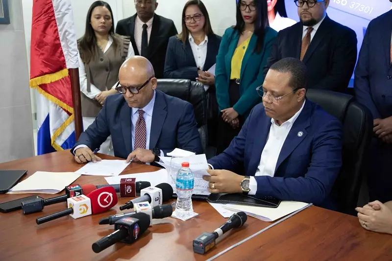 Empresas de cobranza administran más de RD$100,000 millones en deudas en distintas etapas de recuperación