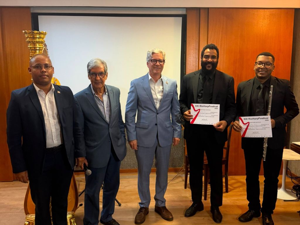 Adán Vásquez participa en el XXI Rio Harp Festival con auspicio del Consulado dominicano en Río de Janeiro