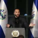 Nayib Bukele, que busca su tercer mandato, defiende la reelección indefinida en El Salvador